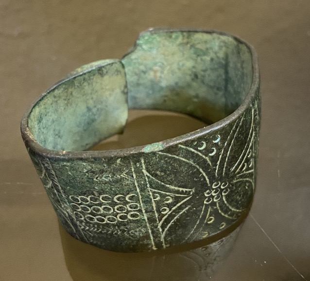 Bronze Bracelet, Antique Era-photo-2