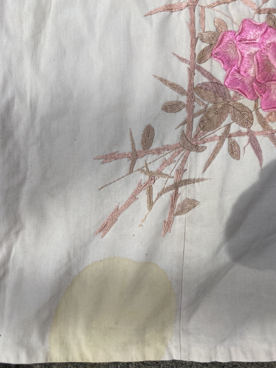 Large Chinese Or Indochinese Silk Embroidery, 1920s–1930s-photo-3