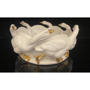 "danse Des Oies" Cup, Thuringian Porcelain, Circa 1900