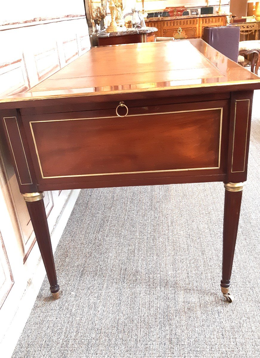 grand bureau plat en acajou et placage d'acajou d'époque Louis XVI-photo-1