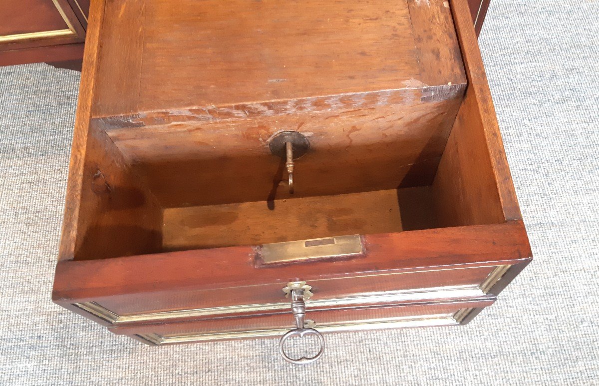 grand bureau plat en acajou et placage d'acajou d'époque Louis XVI-photo-4