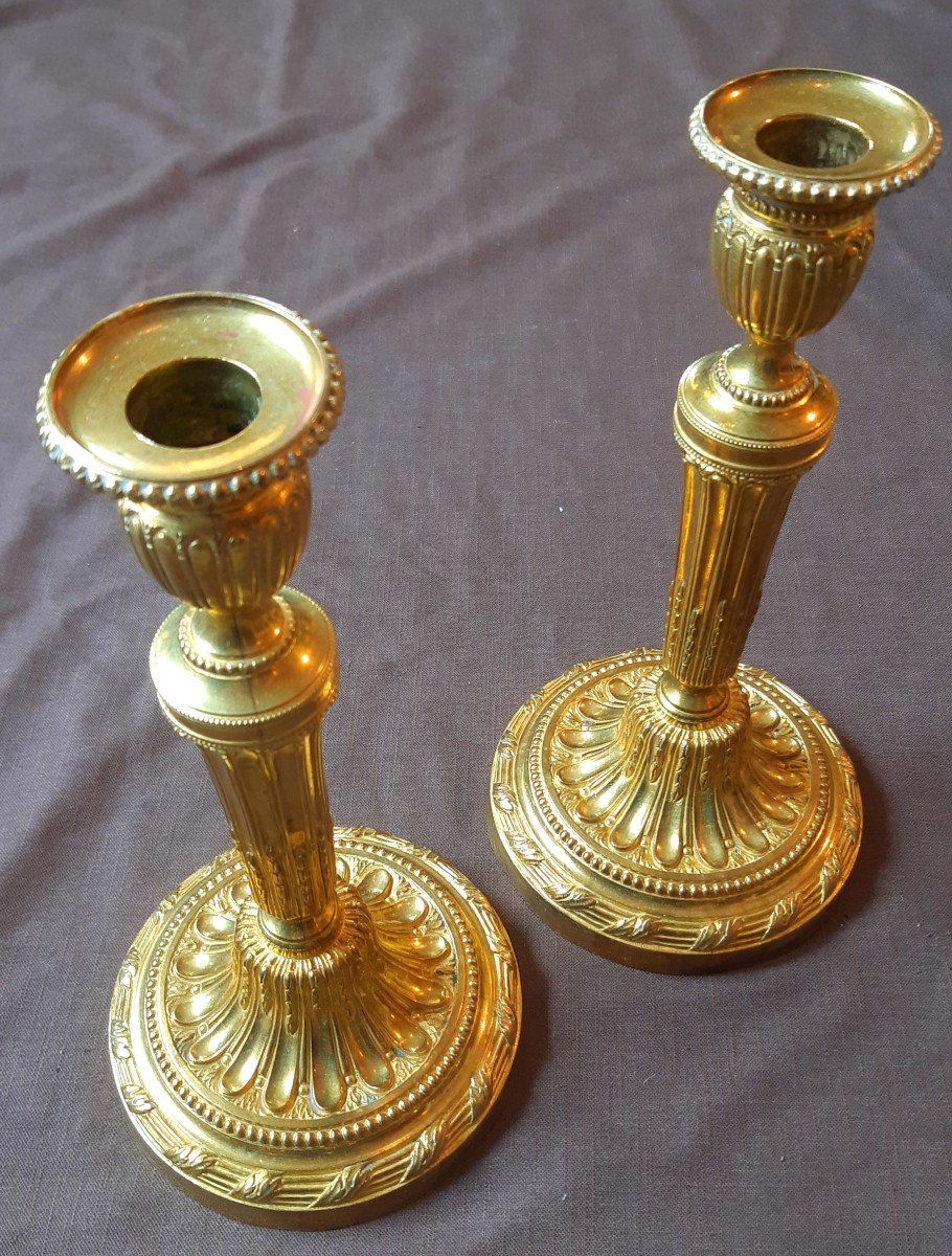 Pair Of Chiseled And Gilded Bronze Candlesticks From The Louis XVI Period-photo-3