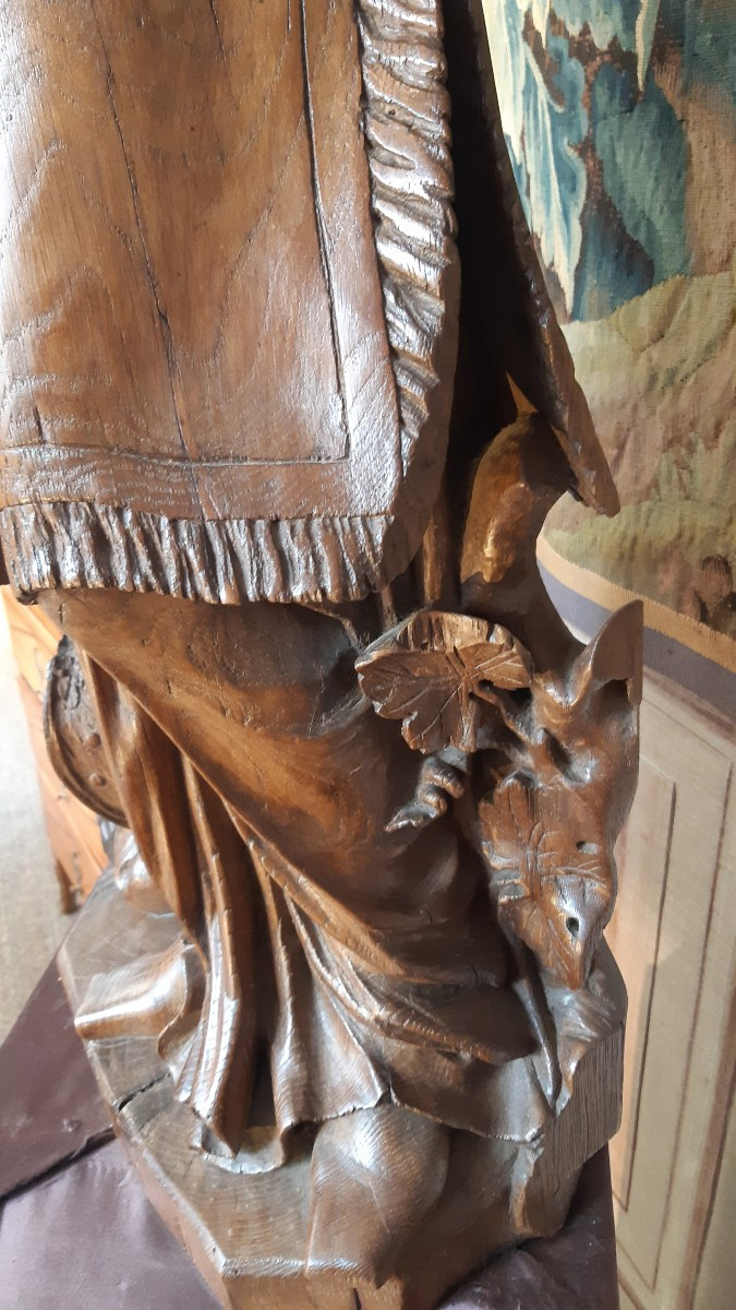Large Natural Oak Sculpture: Saint Vulfran -photo-4