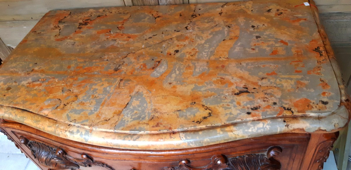 Commode " sauteuse" provençale en noyer sculpté, plateau marbre-photo-1