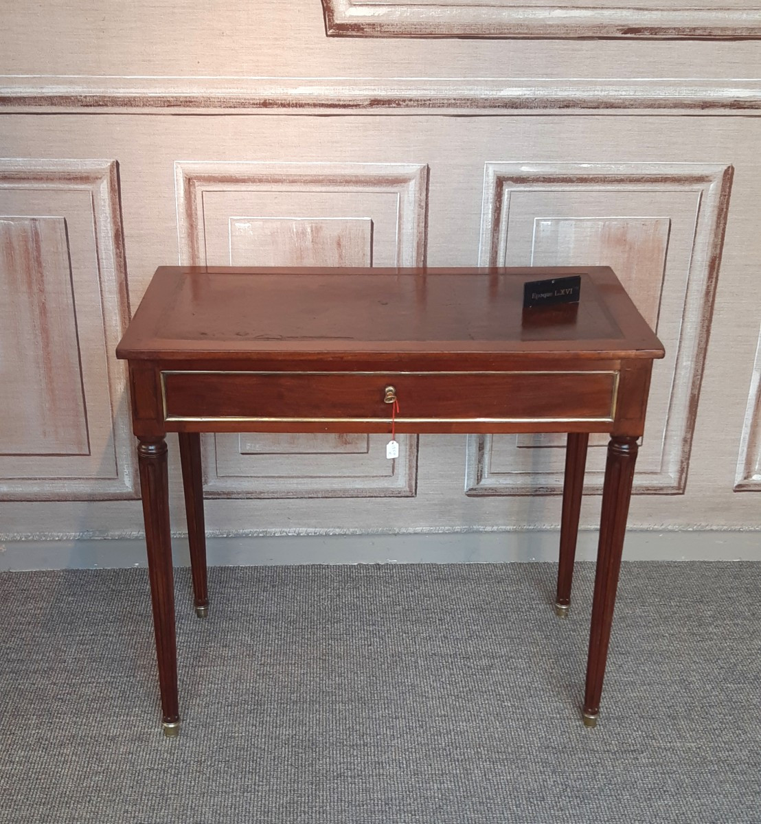 Table à écrire en acajou et placage d'acajou d'époque Louis XVI-photo-1