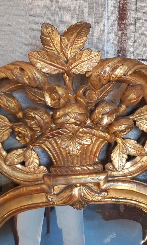 Glace en bois sculpté, doré d'époque Louis XV-photo-2