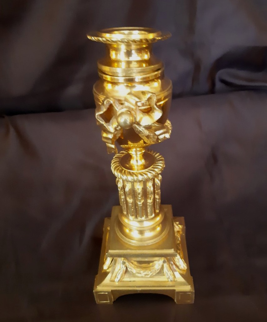 Pair Of Gilded Bronze Cassolettes, Chiseled, From The Louis XVI Period-photo-4