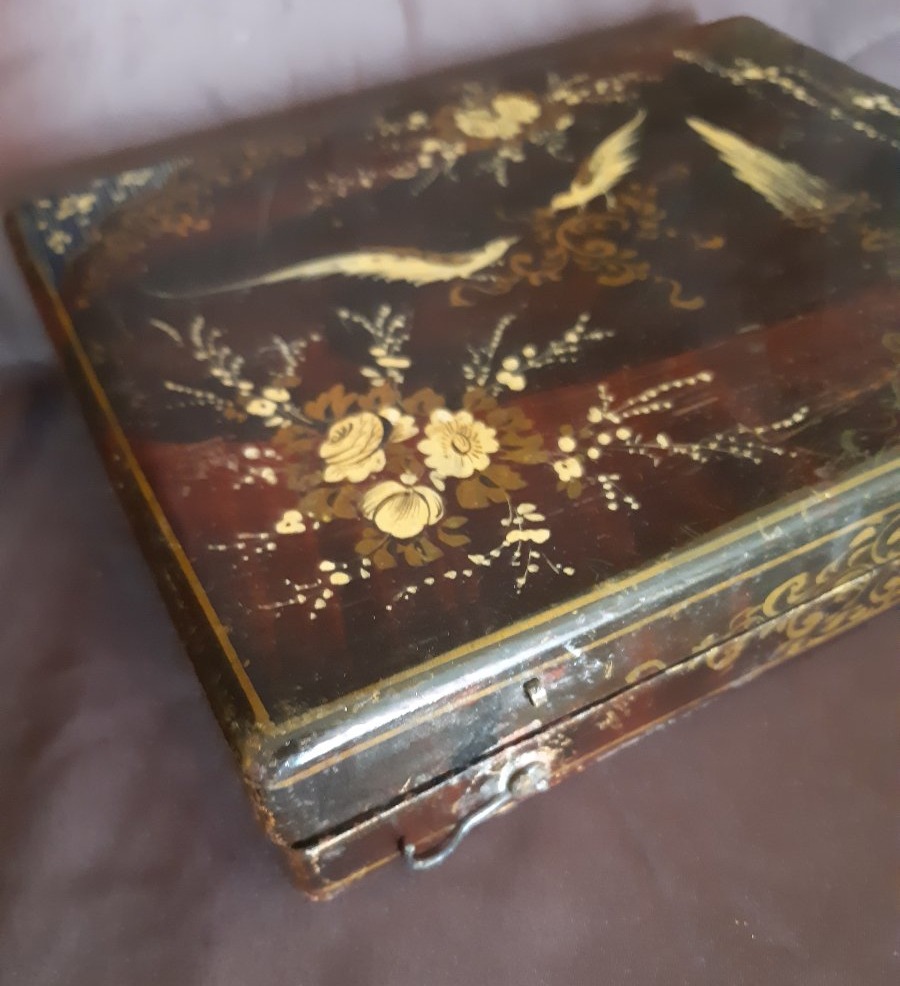18th-century Lacquered Wooden Backgammon Set-photo-2