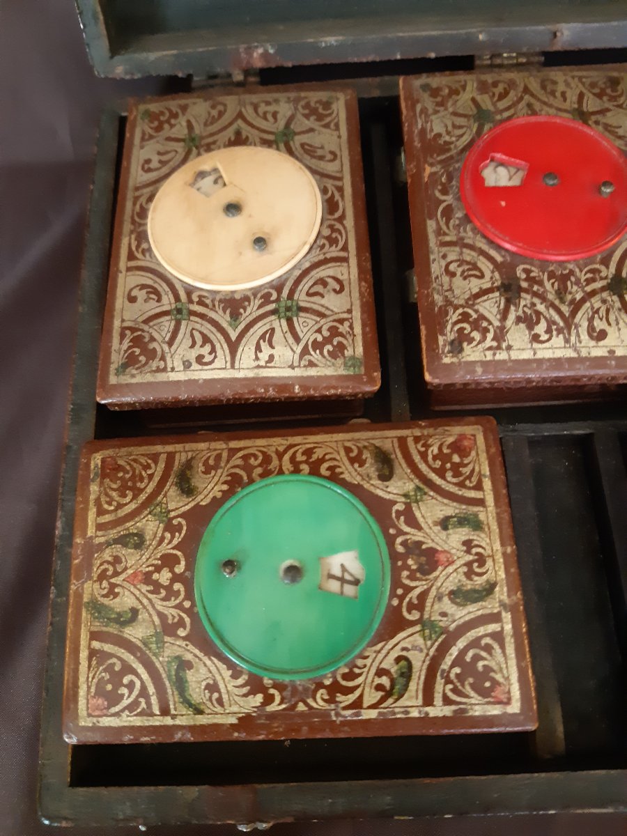 18th-century Lacquered Wooden Backgammon Set-photo-3