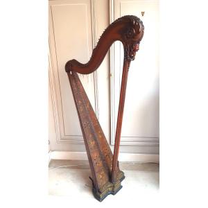 Carved And Painted Wooden Harp From The End Of The 18th Century