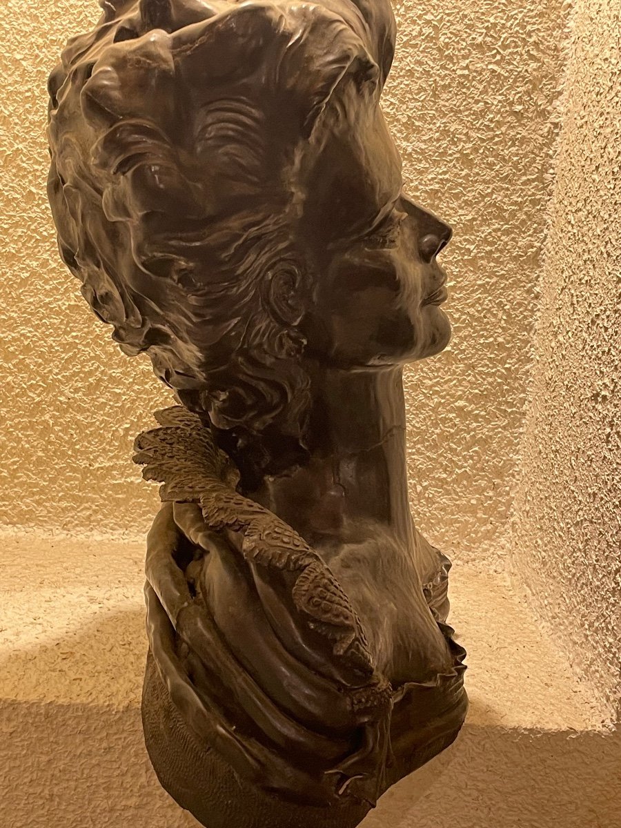 Terracotta Bust-photo-1