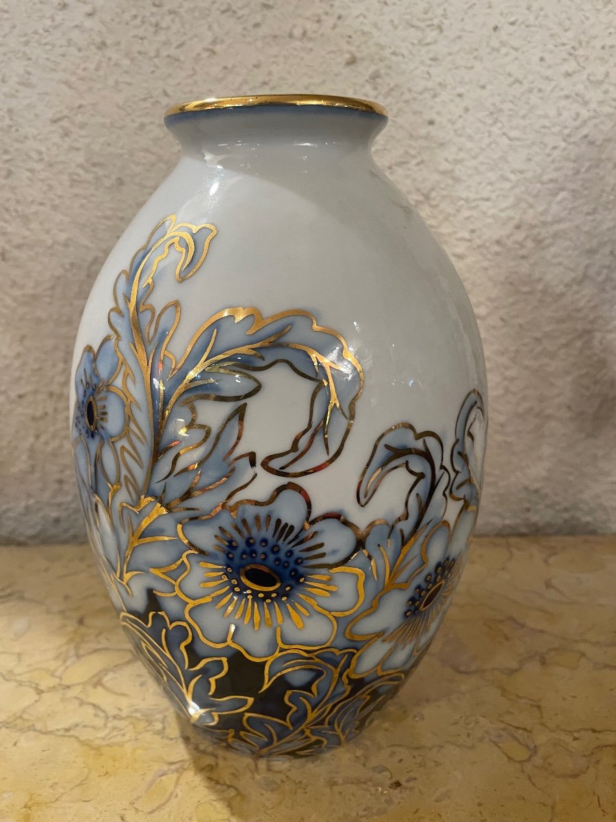 Vase Porcelaine. Limoges C Tharaud