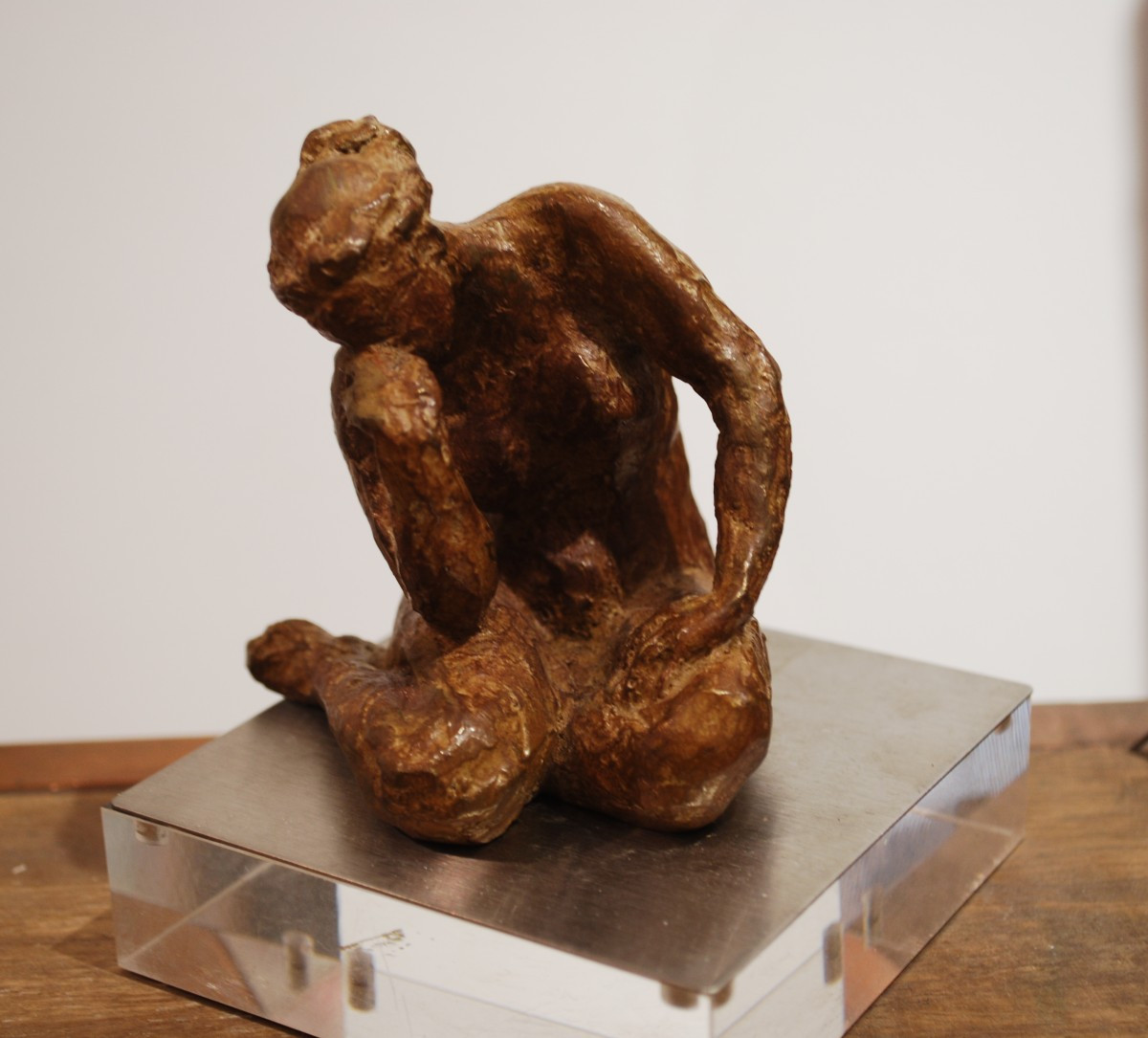 Sculpture En Bronze jeune femme rêveuse par Madeleine Tézenas du Montcel-photo-3