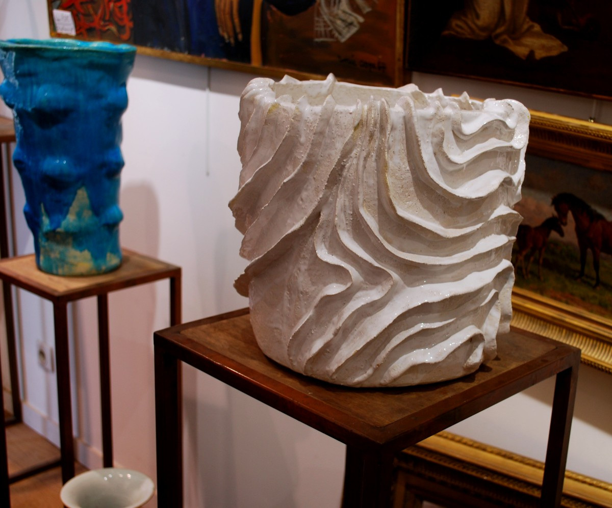White Glazed Stoneware Vase Entitled Waves By Eugénie Julien-photo-2
