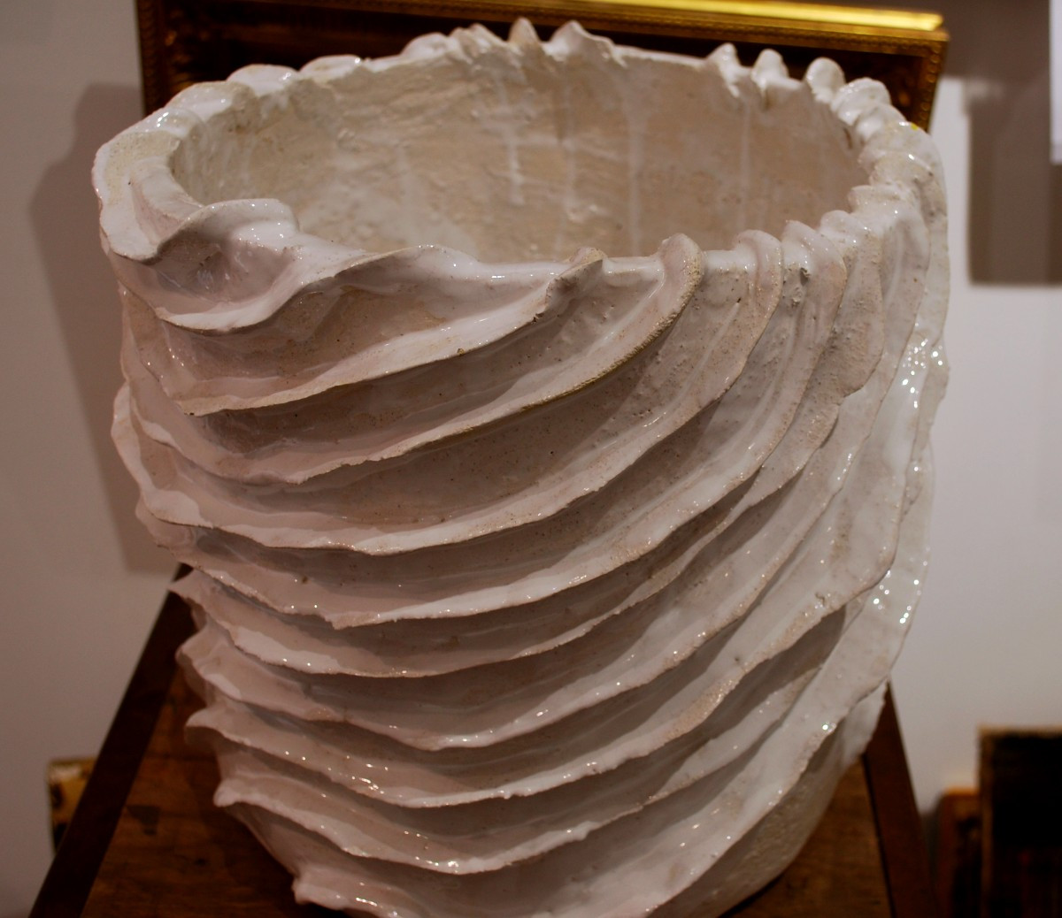 White Glazed Stoneware Vase Entitled Waves By Eugénie Julien-photo-3