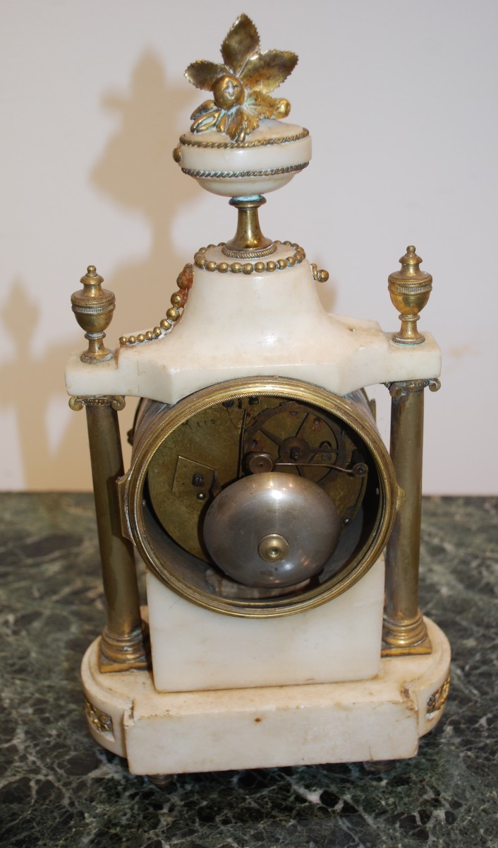 Small Louis XVI Style Clock-photo-3
