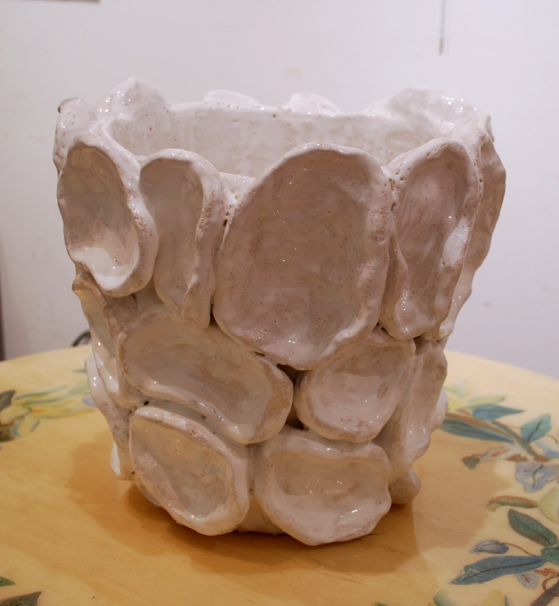 Vase en grès émaillé blanc par Eugénie Julien-photo-3