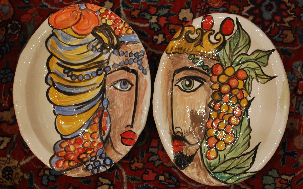 Paire de plats Visages par Eugénie Julien