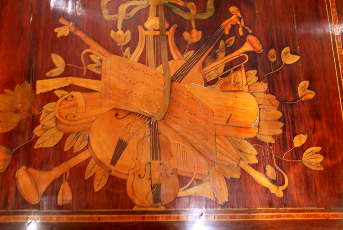Small Coffee Table Stamped "dusautoy Maître" In 1779
