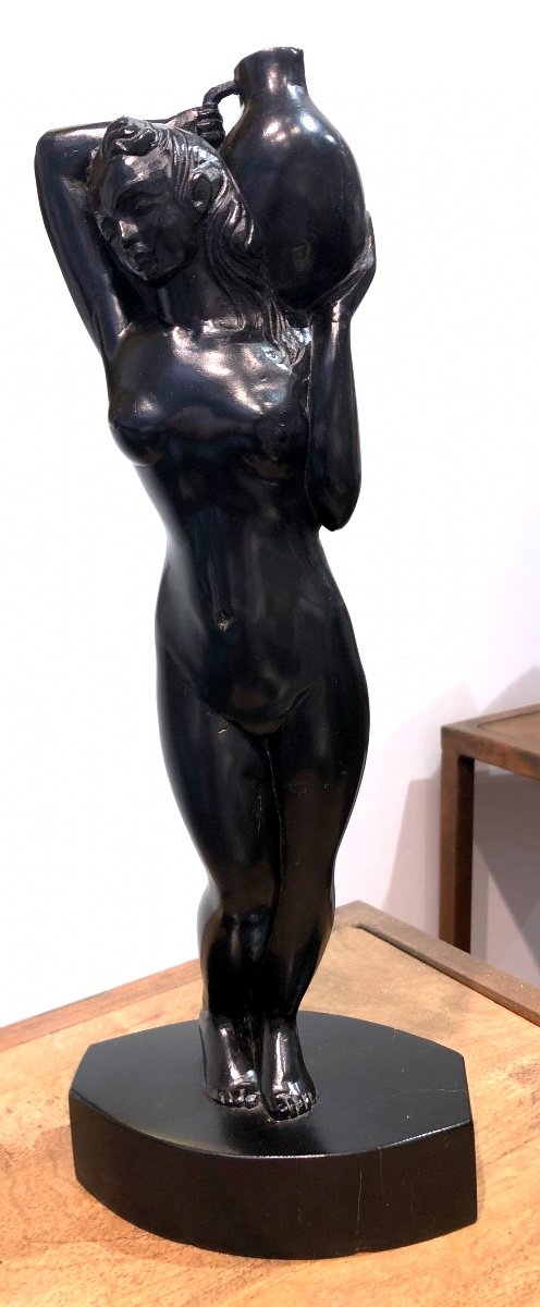 Sculpture En ébène Par Perez Valiente Baigneuse à la cruche daté 1944