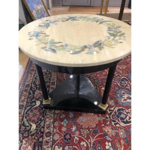 Guéridon par Jean Charles de Castelbajac