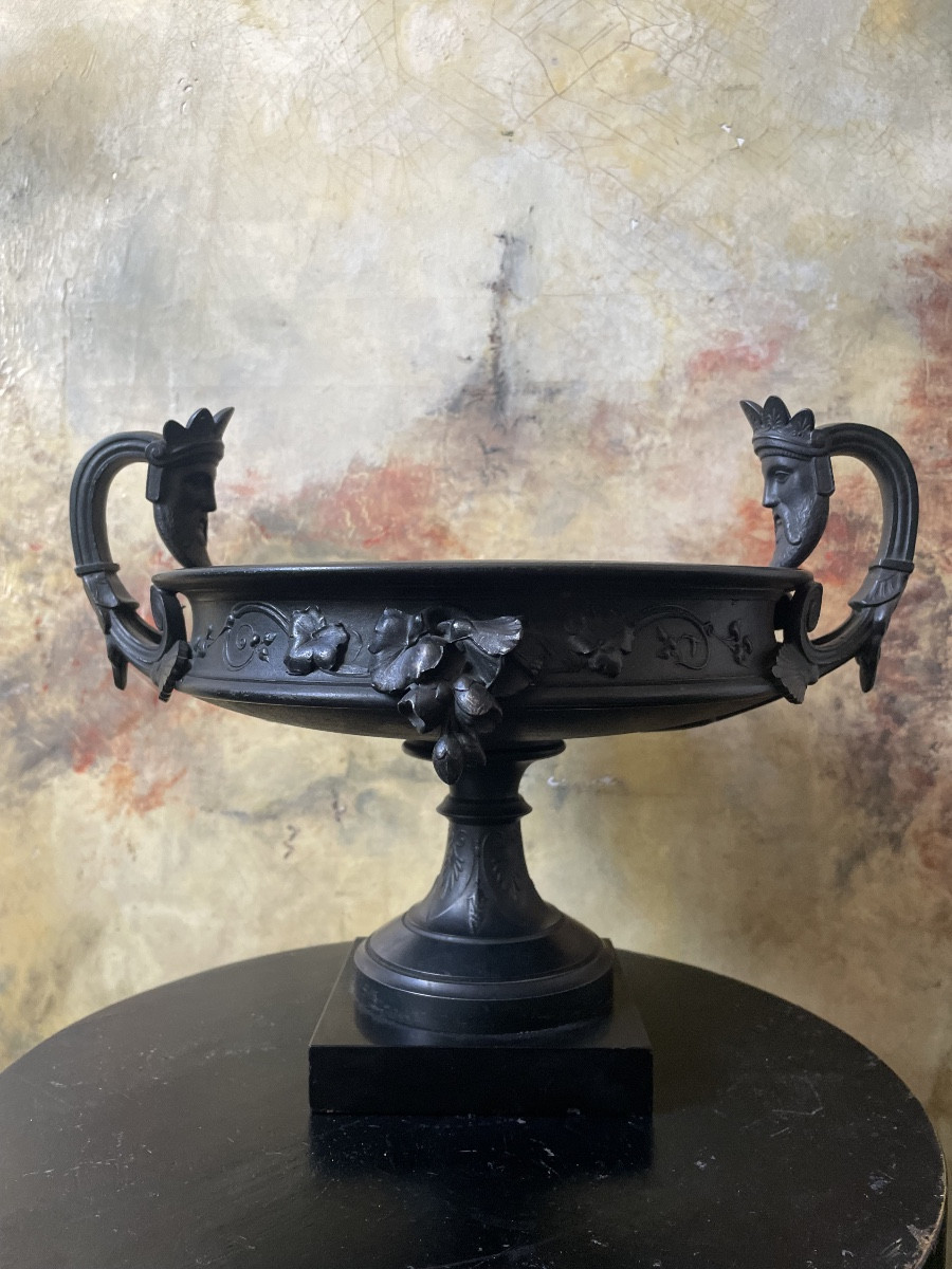 Grande coupe en bronze XIXe, Italie, Grand Tour 