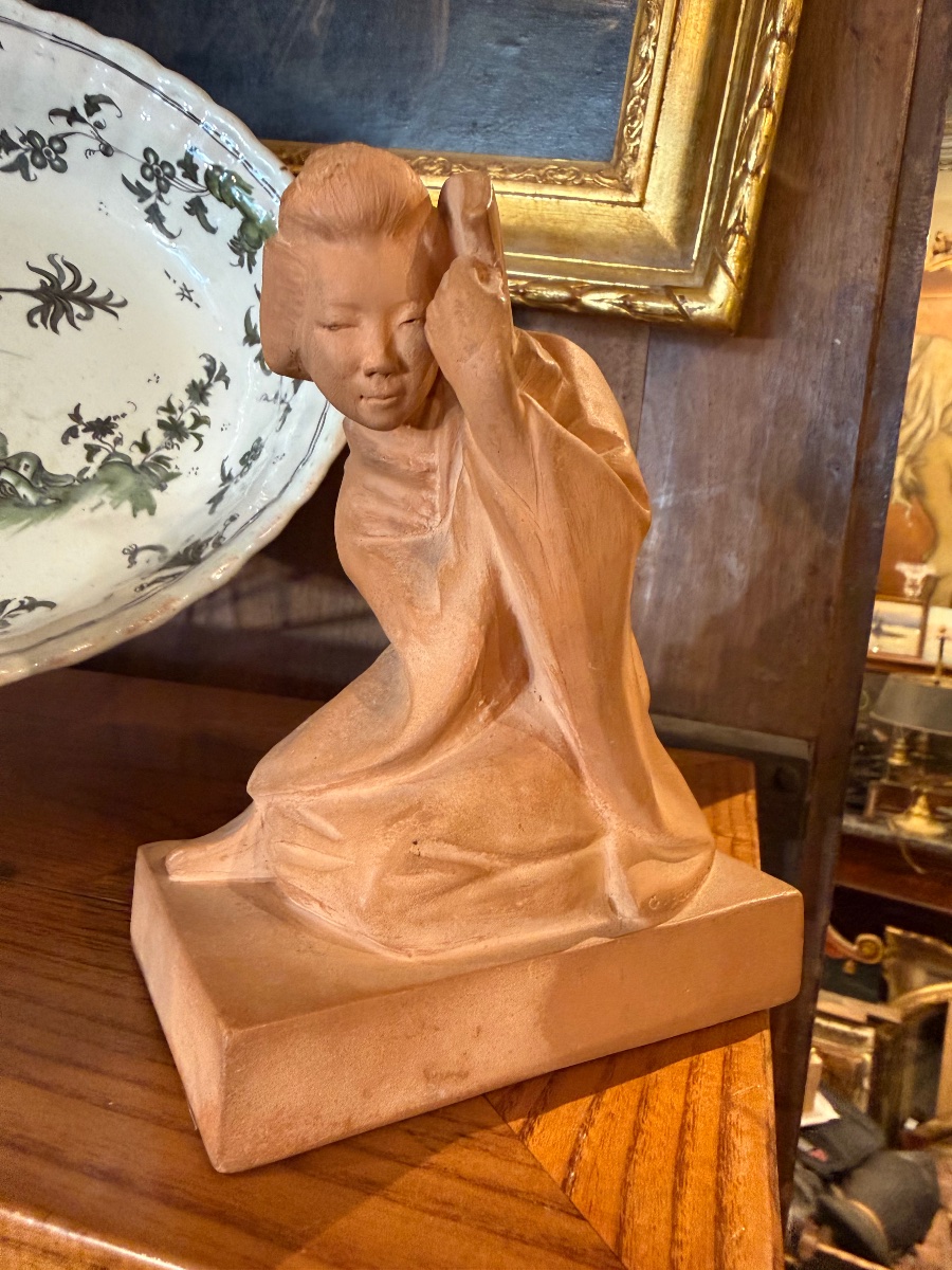 Jeune femme à l’éventail, par Hauchecorne
