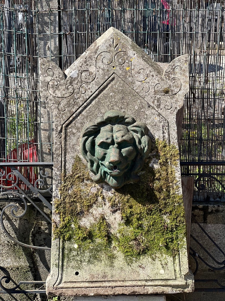 Fontaine Murale En Pierre XIX