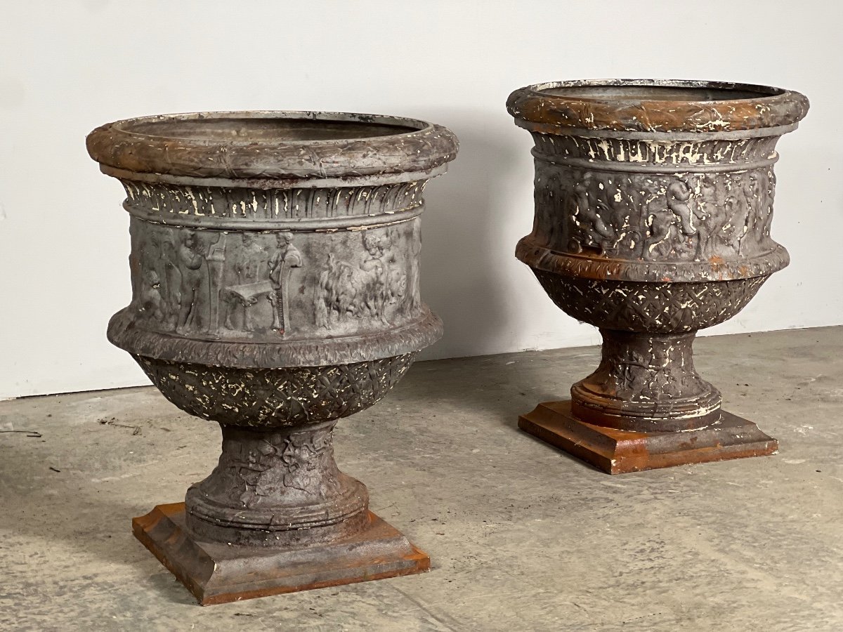 Pair Of Cast Iron Vases XIX Antique Decor Val d'Osne 