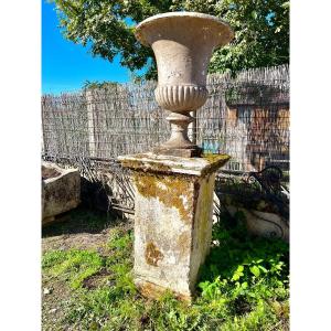 Stone Base With Cast Iron Vase 19th 180cm