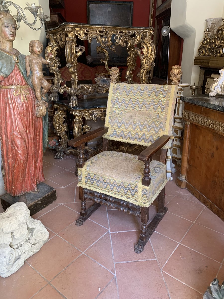 Tuscan Armchair With Original Bargello Fabric. Early XVII Century.-photo-3