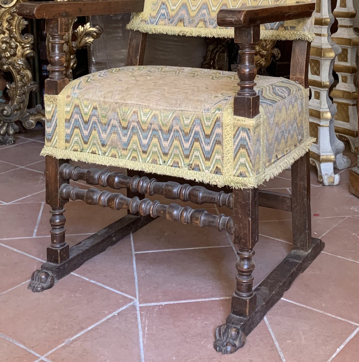 Tuscan Armchair With Original Bargello Fabric. Early XVII Century.-photo-4