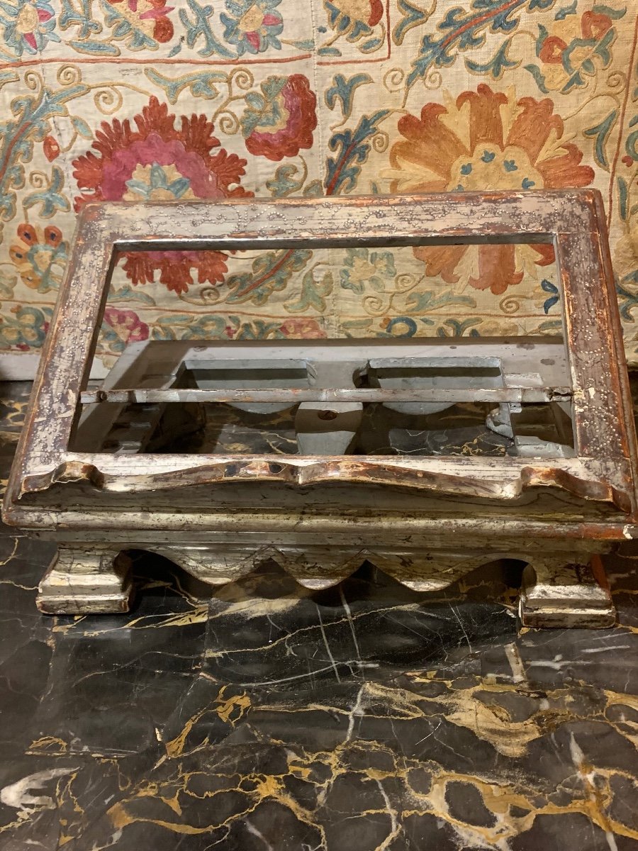 A Chiselled And Gilt Silver Table Lectern (book Stand), Italy, 18th Century-photo-1