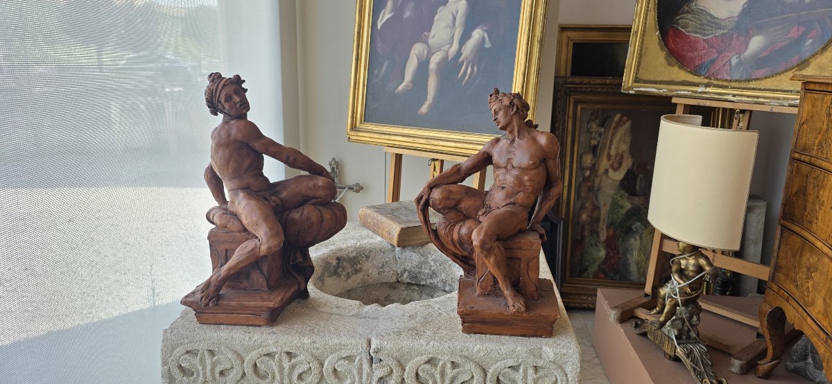 Paire de nus en terre cuite patinée - par Michelangelo - XXe siècle-photo-3