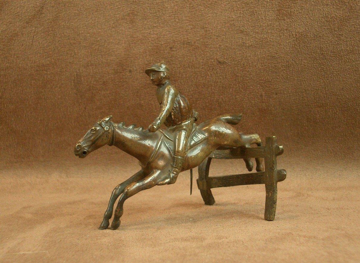 Sculpture Equestre Jockey Sur Son Cheval En Bronze & Noix XIXe Siècle-photo-2