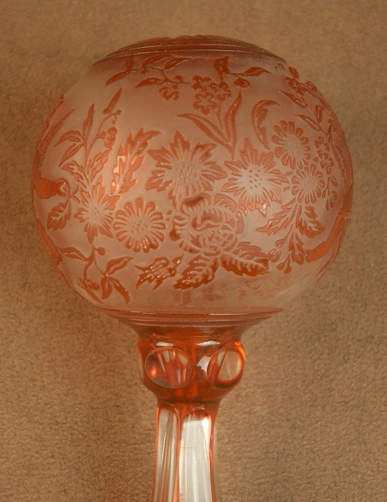 Boule à repriser en cristal décor dégagé à l'acide d'angelots Baccarat ou Saint Louis-photo-5