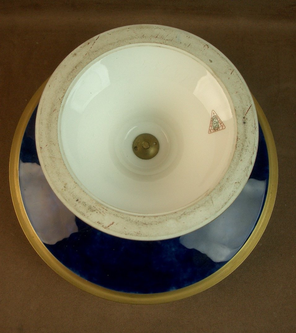 Importante coupe sur pied en porcelaine de Sèvres , Bleu de four nuagé fin du XIXe siècle -photo-6