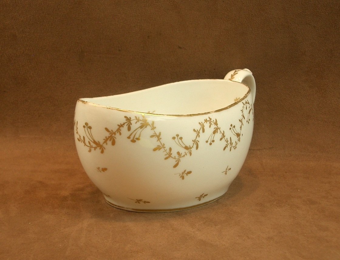 Antique Bourdaloue Porcelain Decorated With Gold Flowers, Early 19th Century -photo-2