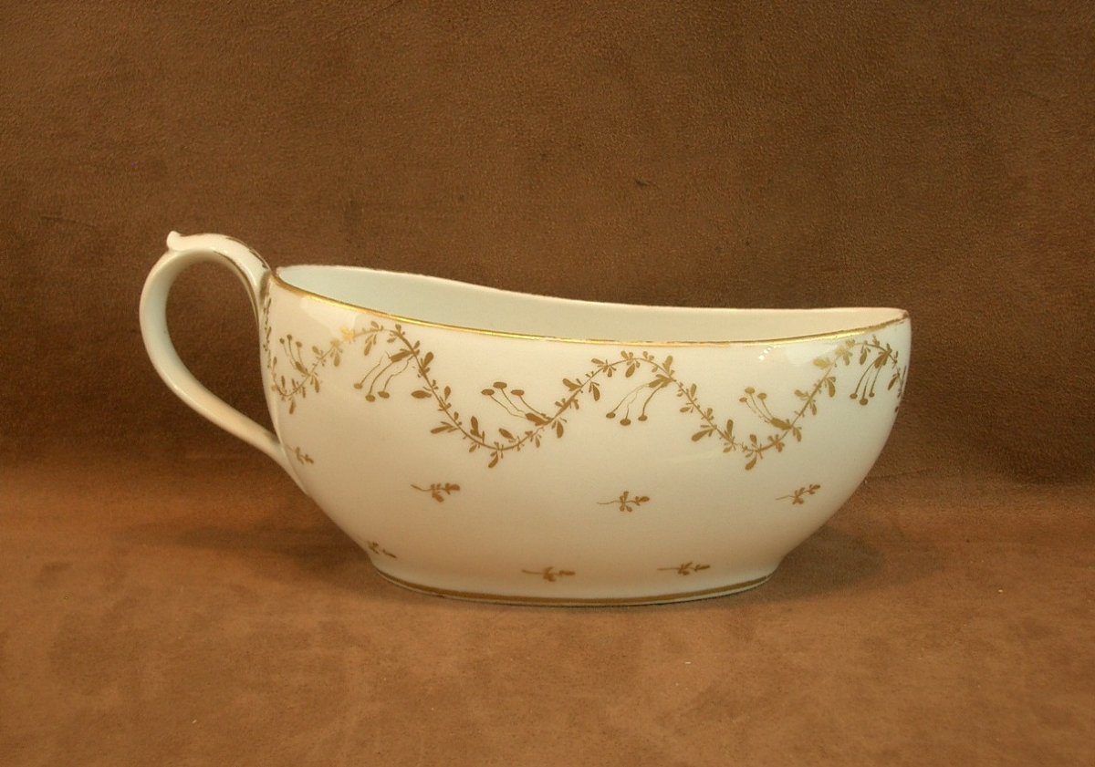 Antique Bourdaloue Porcelain Decorated With Gold Flowers, Early 19th Century -photo-1