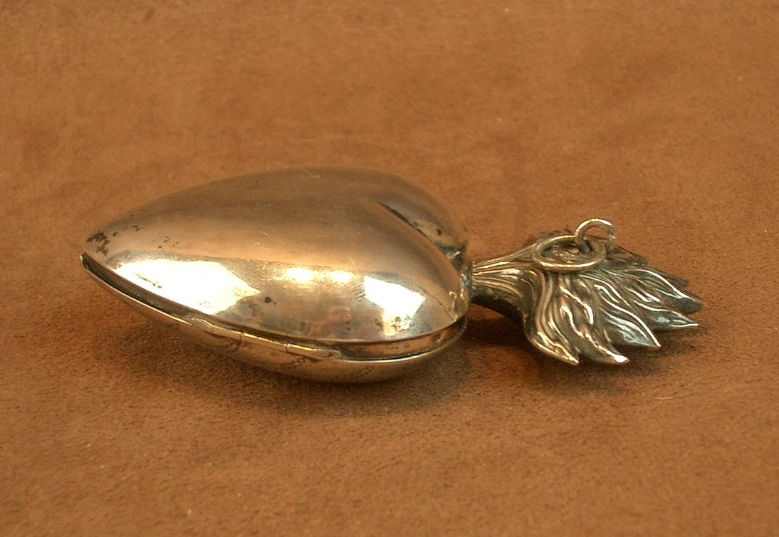 Reliquaire Ex Voto Coeur de Marie en Argent massif -photo-3