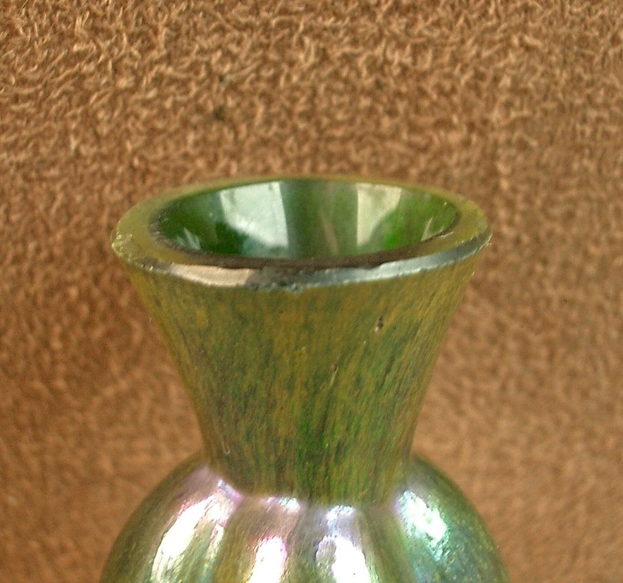 Loetz Art Nouveau Iridescent Glass Miniature Vase-photo-4