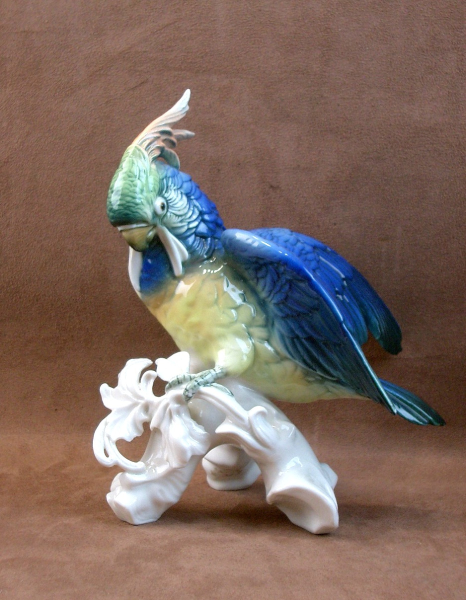 Important oiseau Perroquet en porcelaine de Saxe Karl Ens