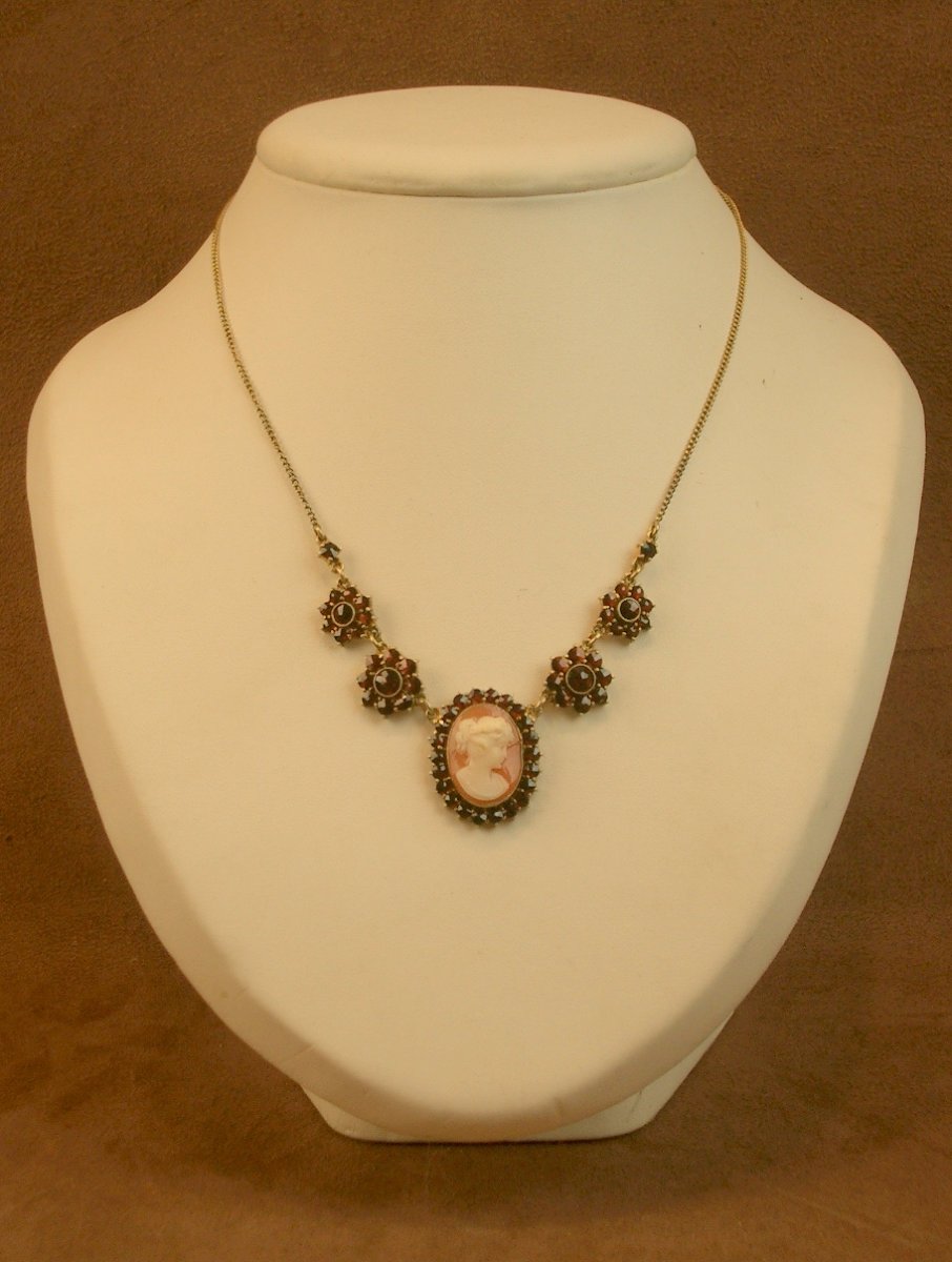 Antique Vermeil Necklace With Bohemian Garnets And A Shell Cameo -photo-3