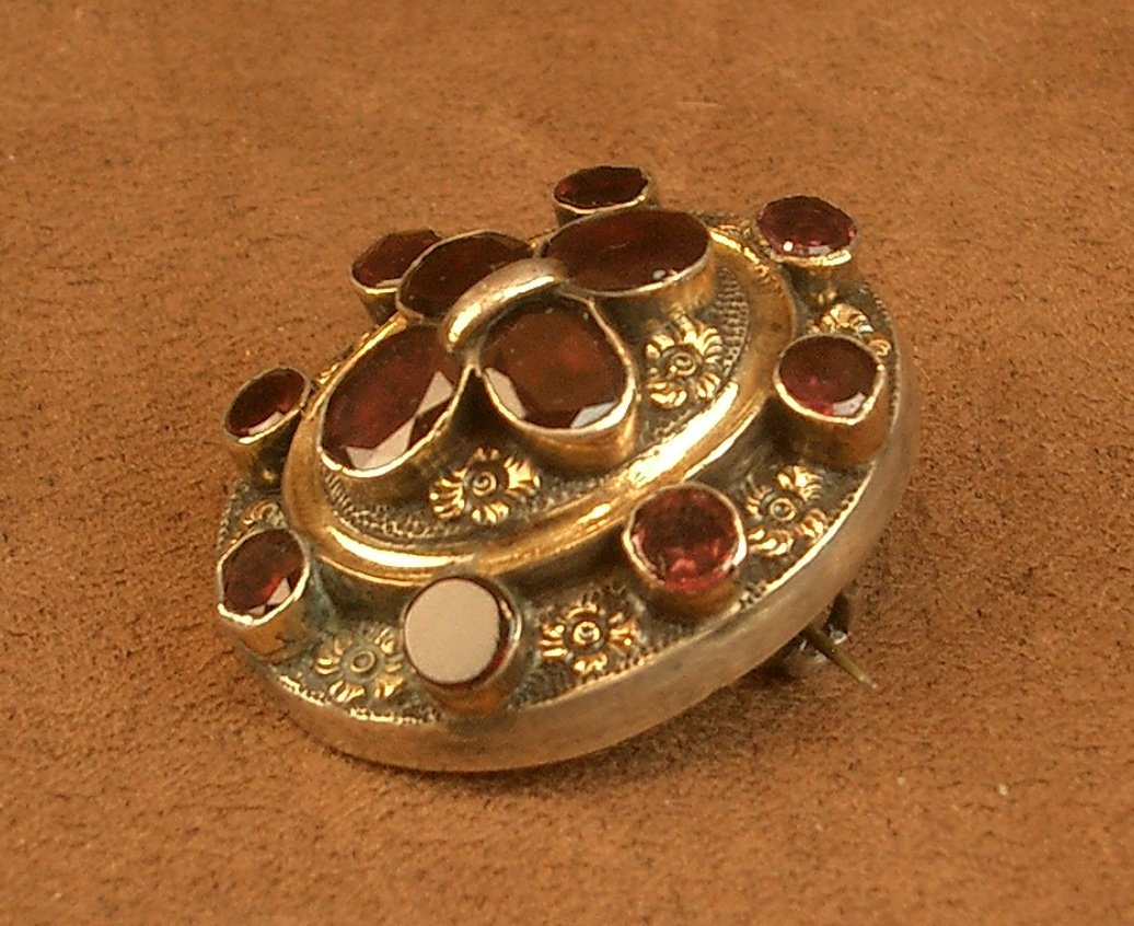 Antique 19th-century Silver And Vermeil Brooch Set With Garnet -photo-4