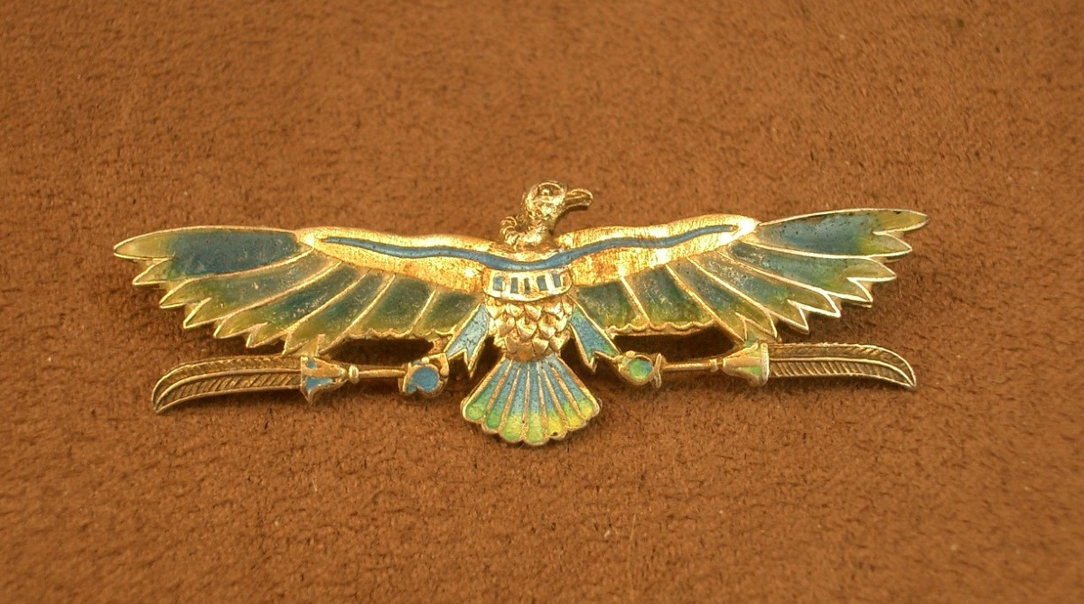 Art Nouveau Brooch In Vermeil And Plique-à-jour Enamel With An Egyptian Revival Eagle Design 