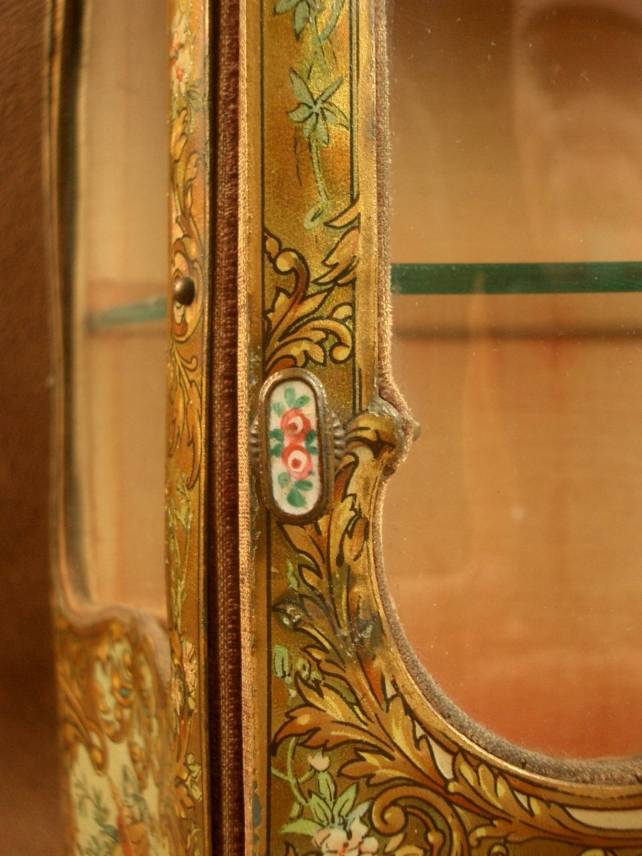 Vitrine miniature , armoire galbée mobilier de poupée Style Louis XV -photo-2