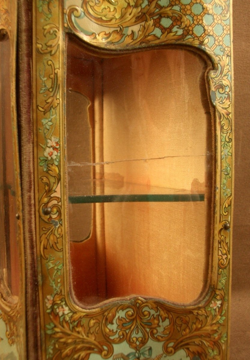 Vitrine miniature , armoire galbée mobilier de poupée Style Louis XV -photo-6