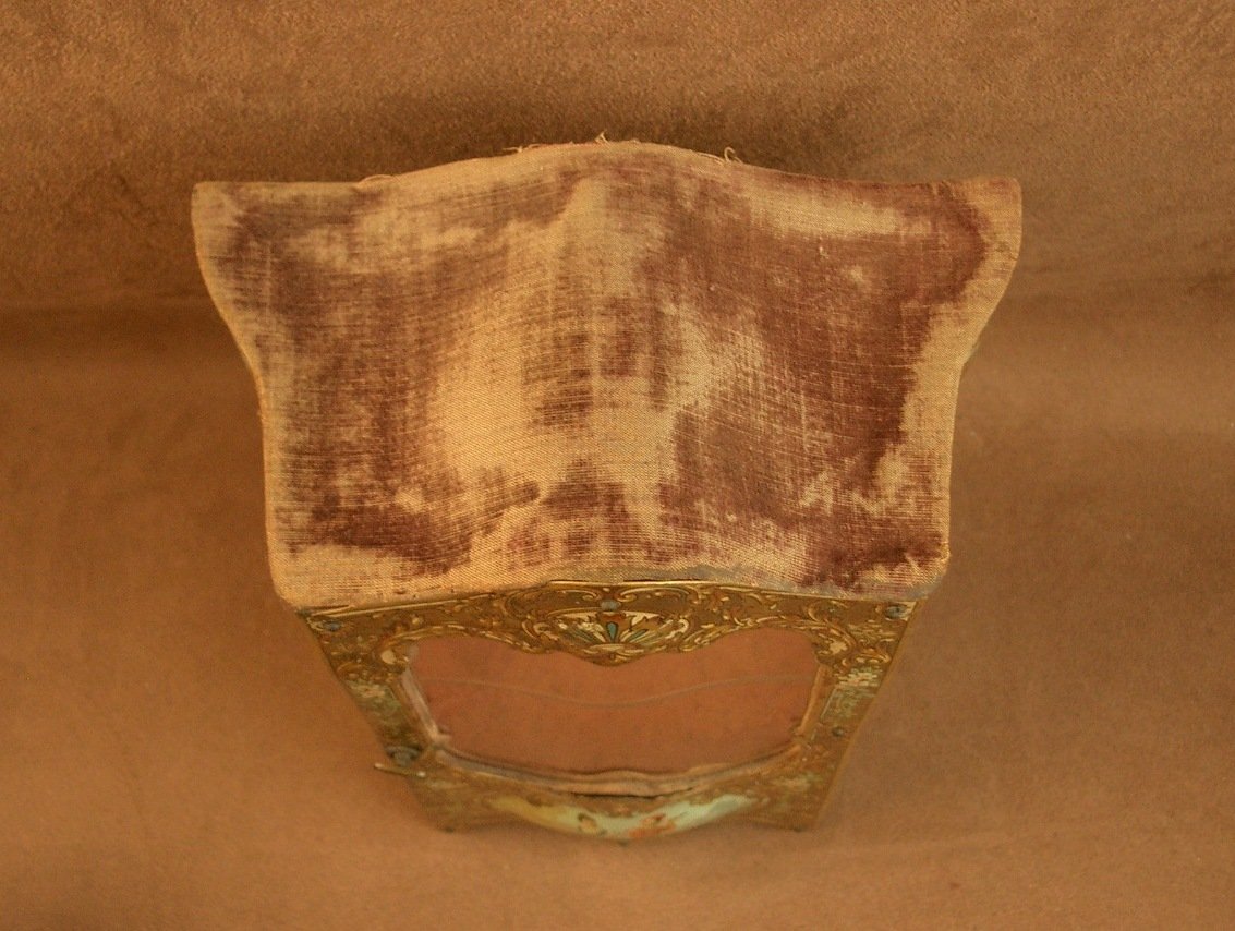 Vitrine miniature , armoire galbée mobilier de poupée Style Louis XV -photo-7