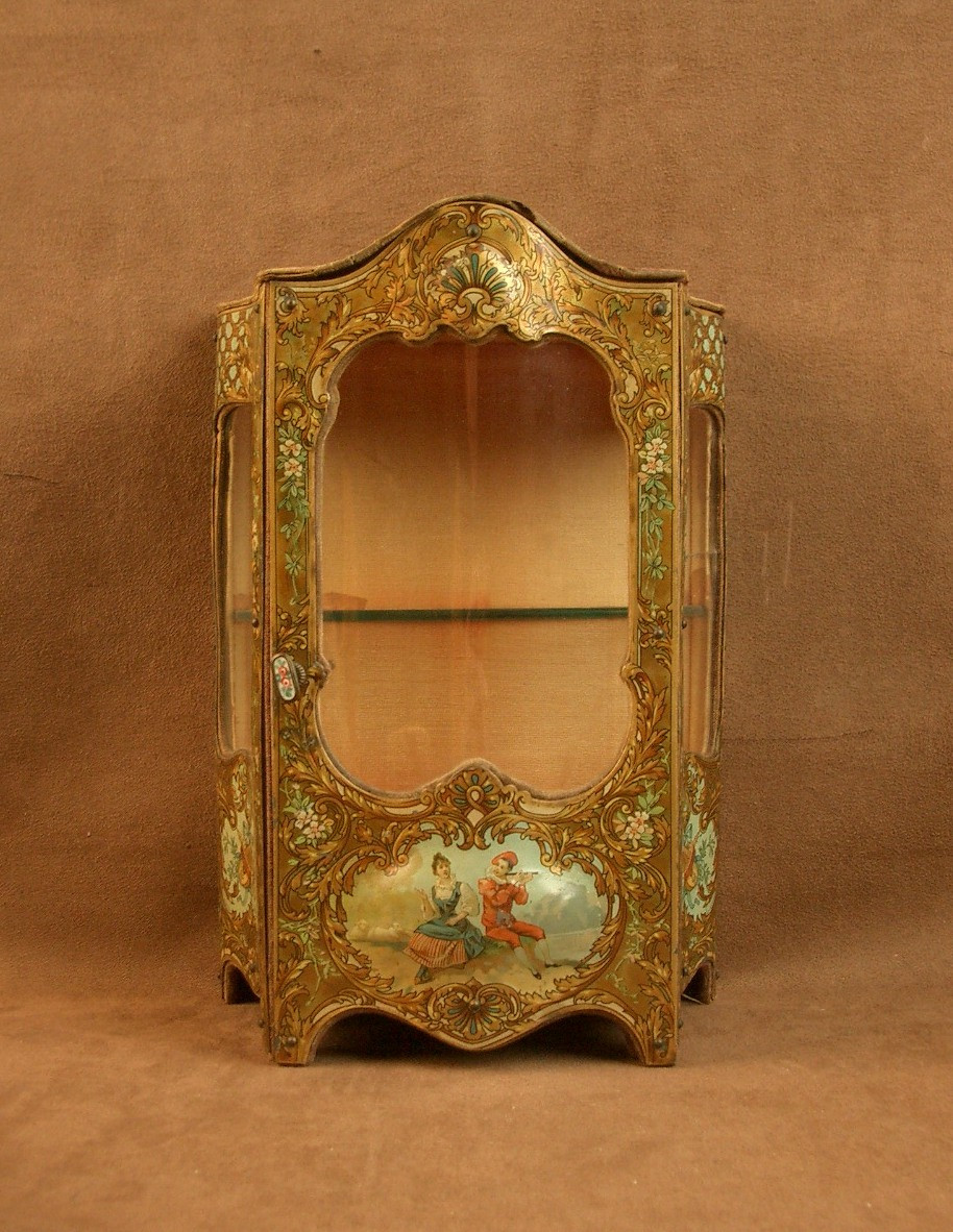 Vitrine miniature , armoire galbée mobilier de poupée Style Louis XV 