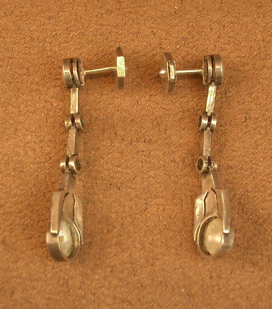 Pair Of Art Deco Silver Drop Earrings With Pearls And Marcasite -photo-3